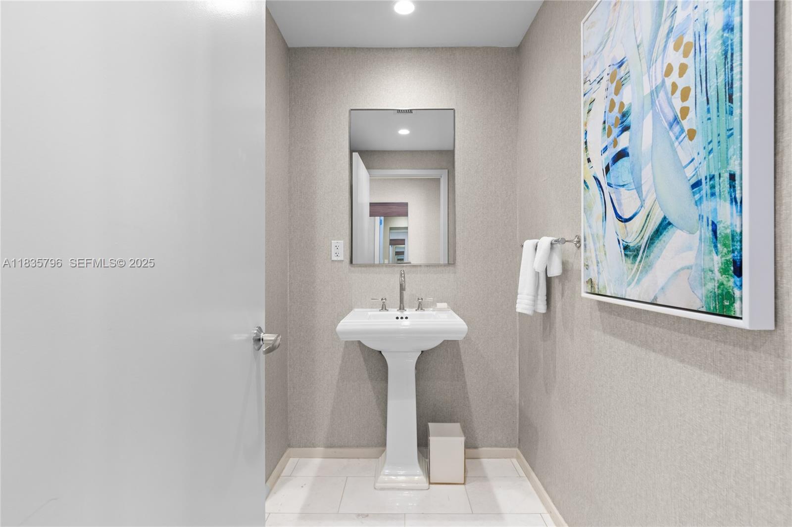 551 N Fort Lauderdale Beach Boulevard H1401 Property Photo 25