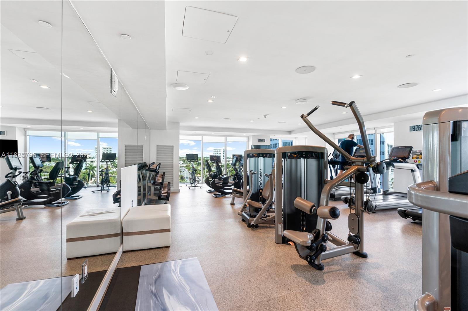 551 N Fort Lauderdale Beach Boulevard H1401 Property Photo 44