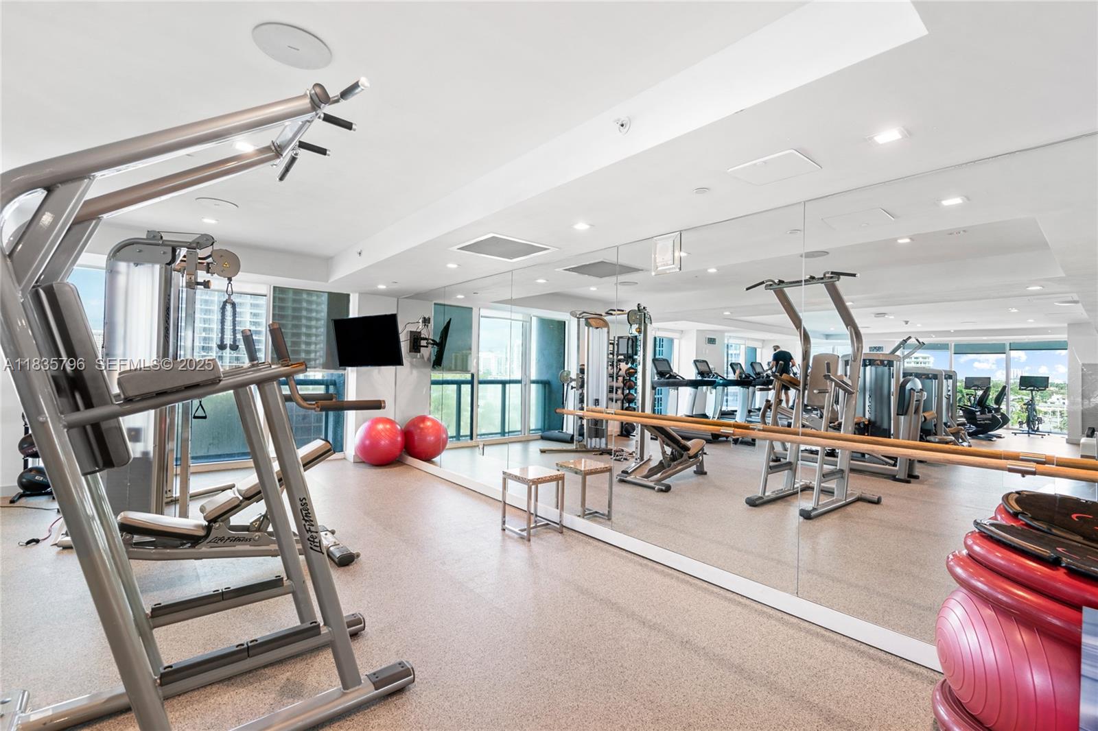 551 N Fort Lauderdale Beach Boulevard H1401 Property Photo 45