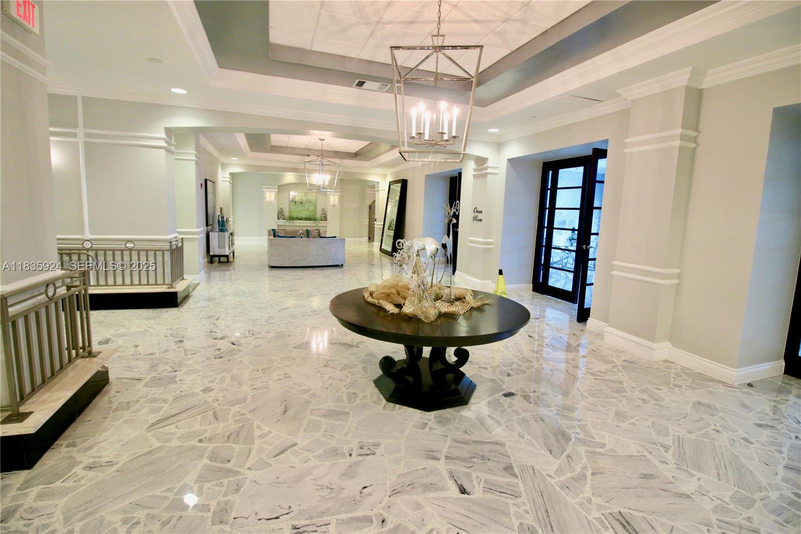 2501 S Ocean Drive 427 Property Photo 9