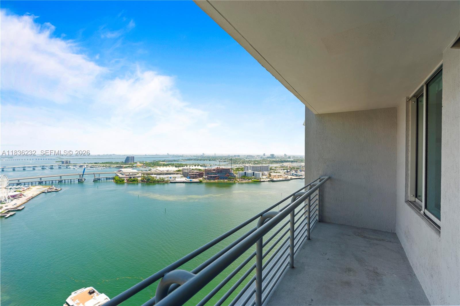 335 S Biscayne Boulevard 3410 Property Photo 8