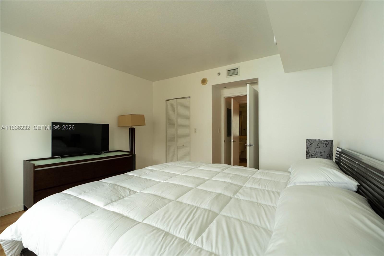 335 S Biscayne Boulevard 3410 Property Photo 30