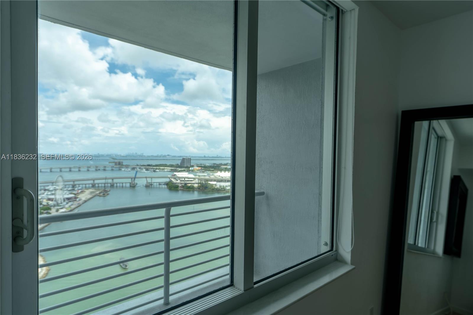 335 S Biscayne Boulevard 3410 Property Photo 32