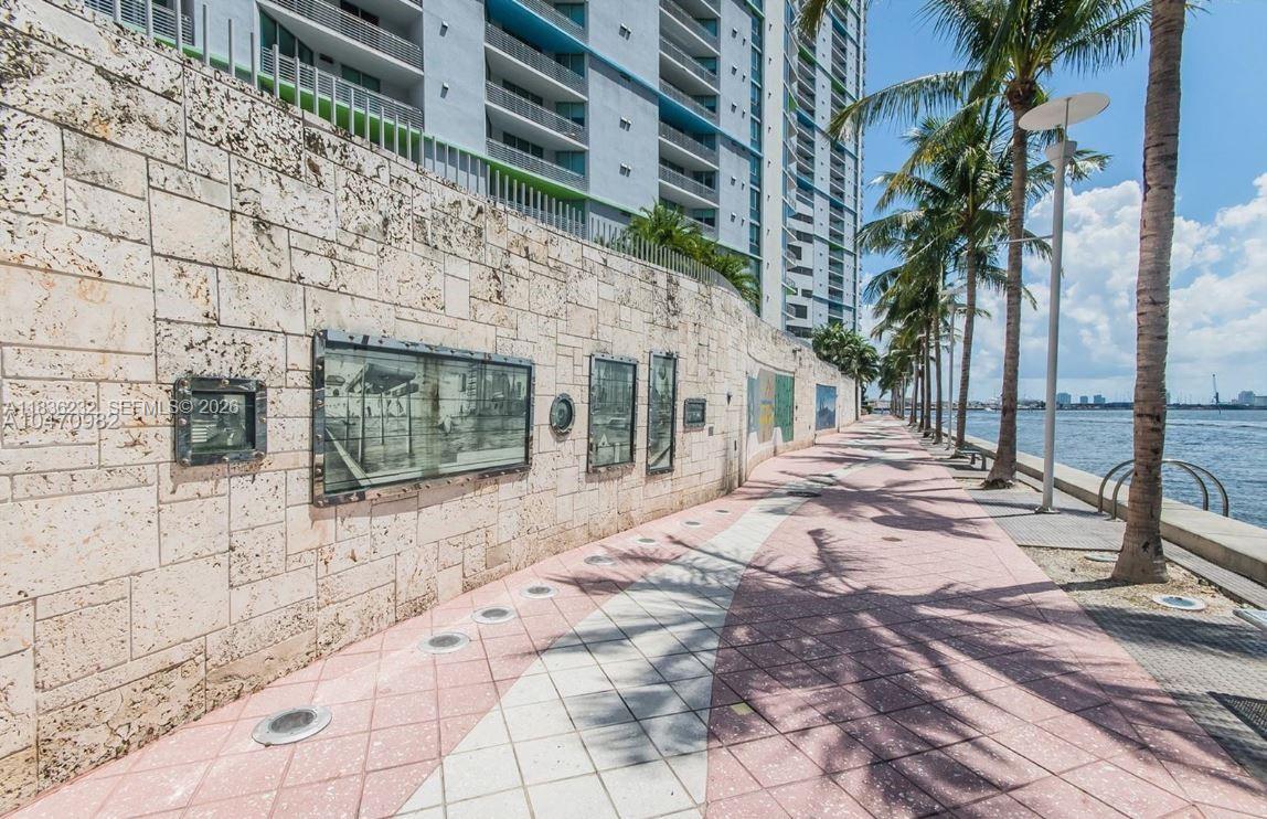 335 S Biscayne Boulevard 3410 Property Photo 41