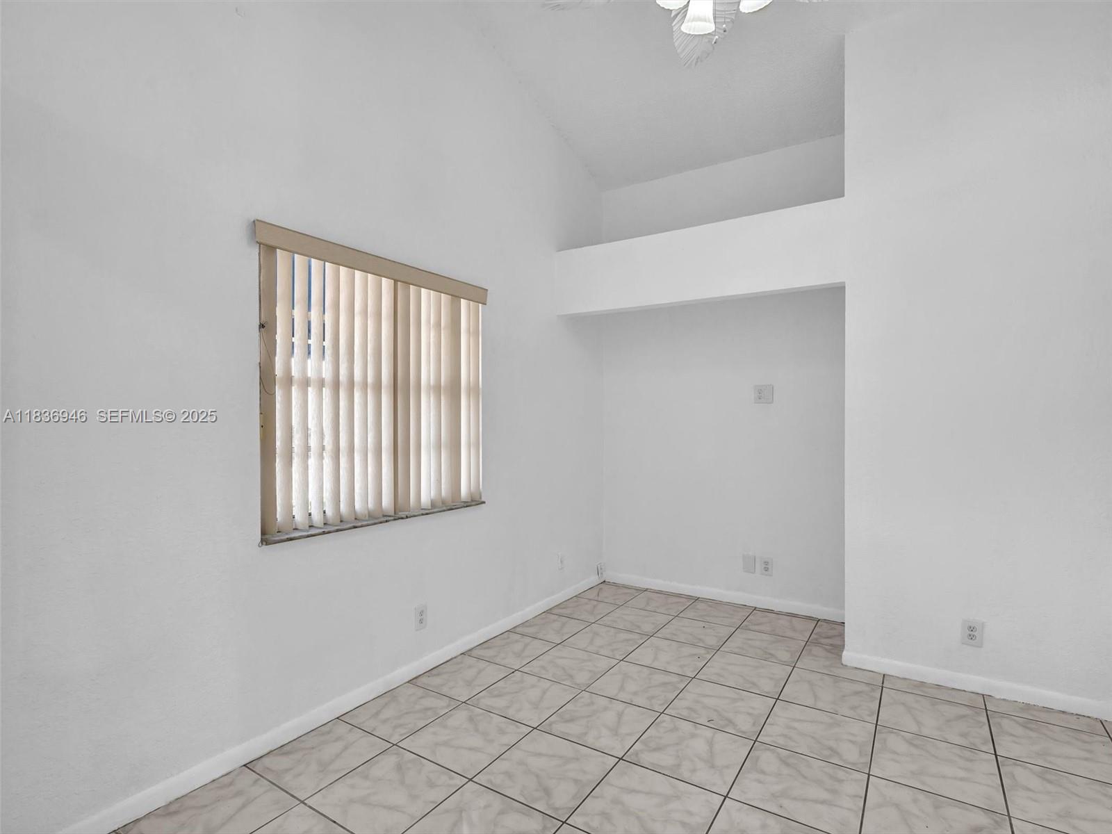 5201 Sw 31st Avenue 112 Property Photo 22