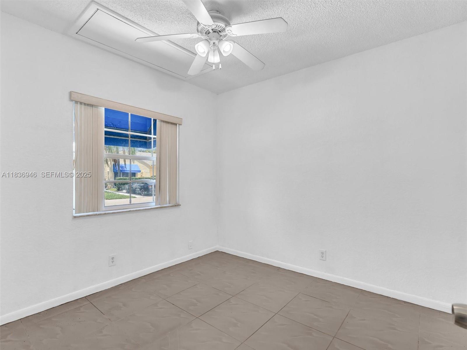 5201 Sw 31st Avenue 112 Property Photo 25