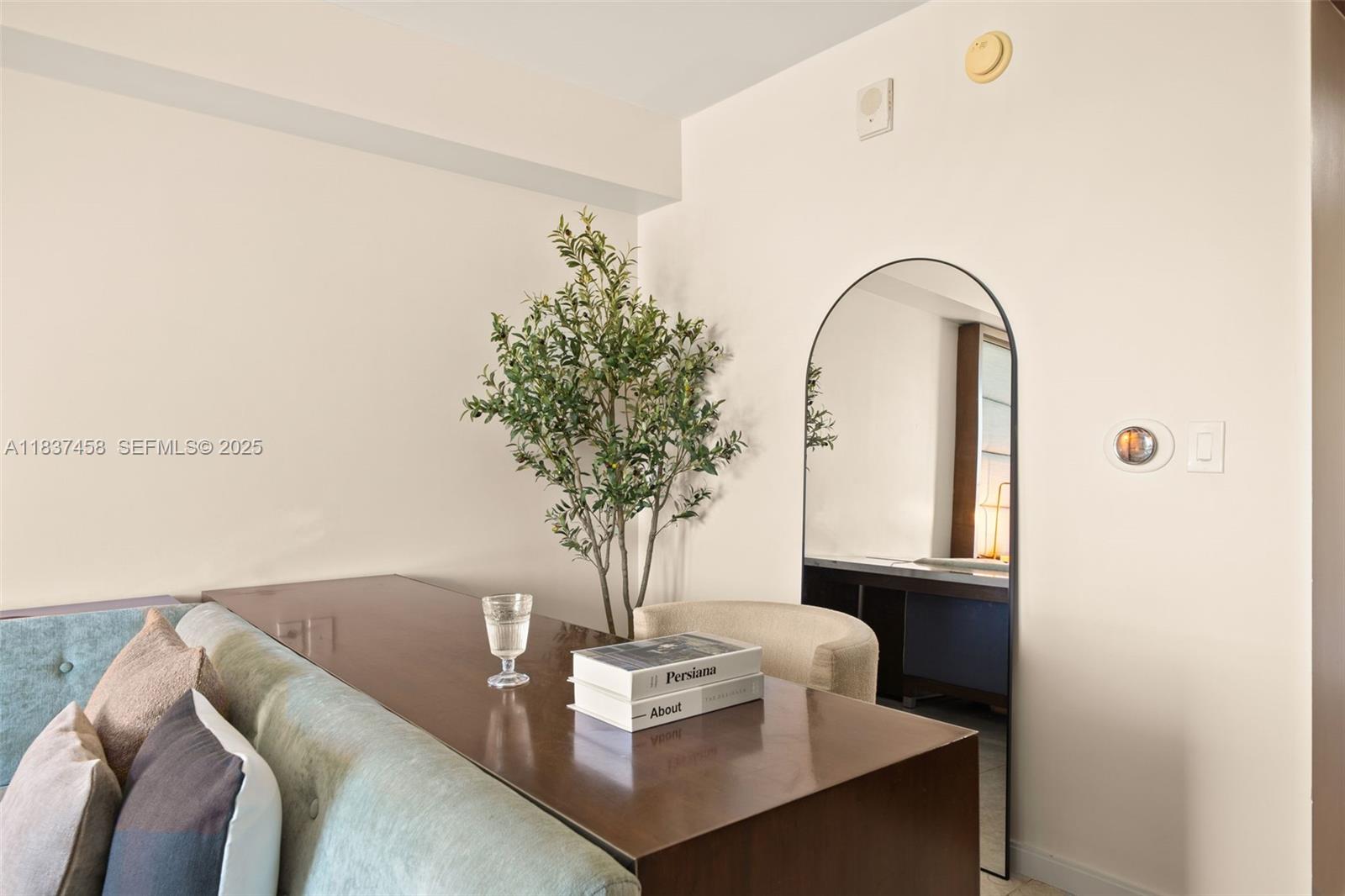 50 Biscayne Boulevard 411 Property Photo 6