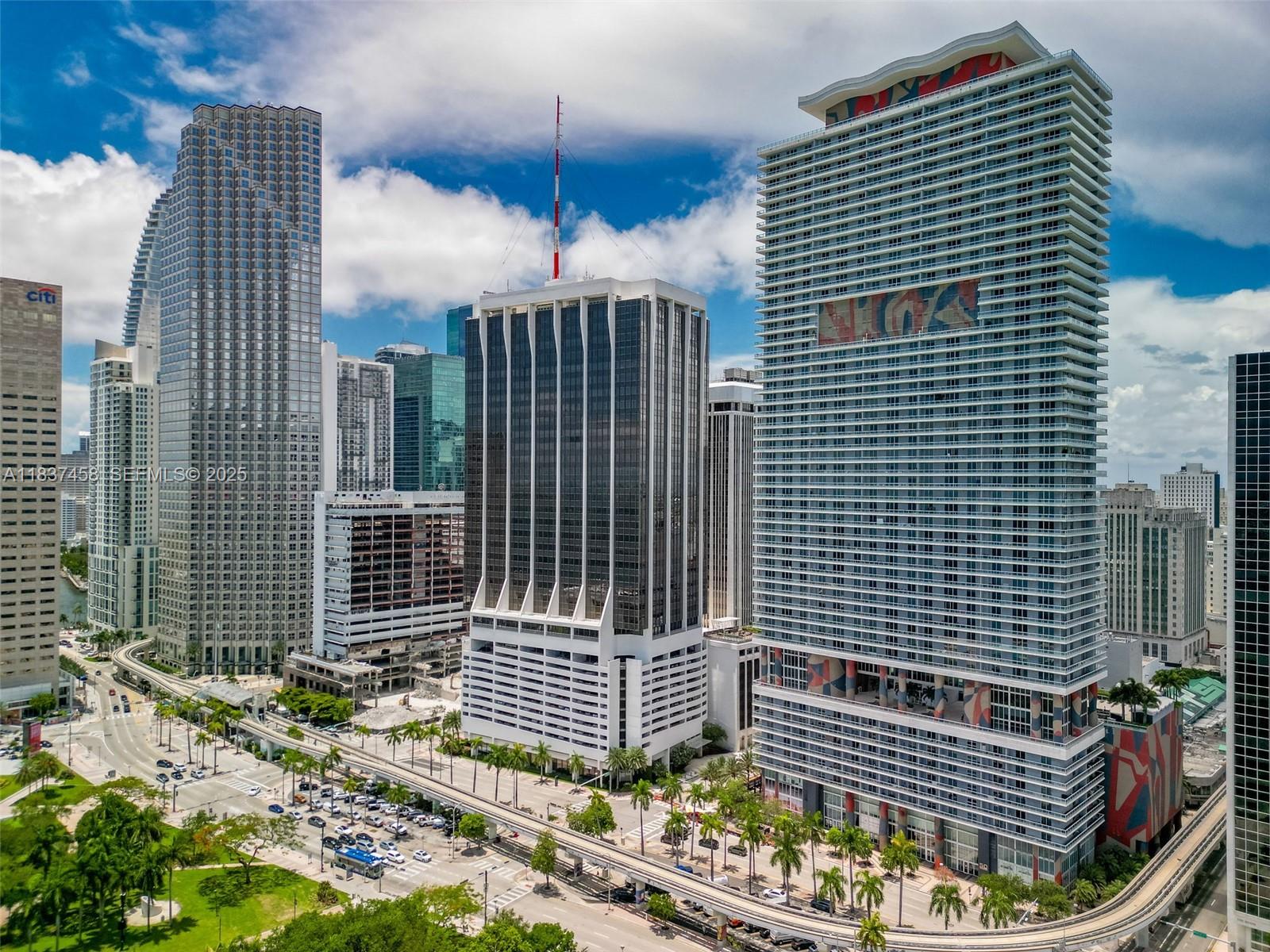 50 Biscayne Boulevard 411 Property Photo 21