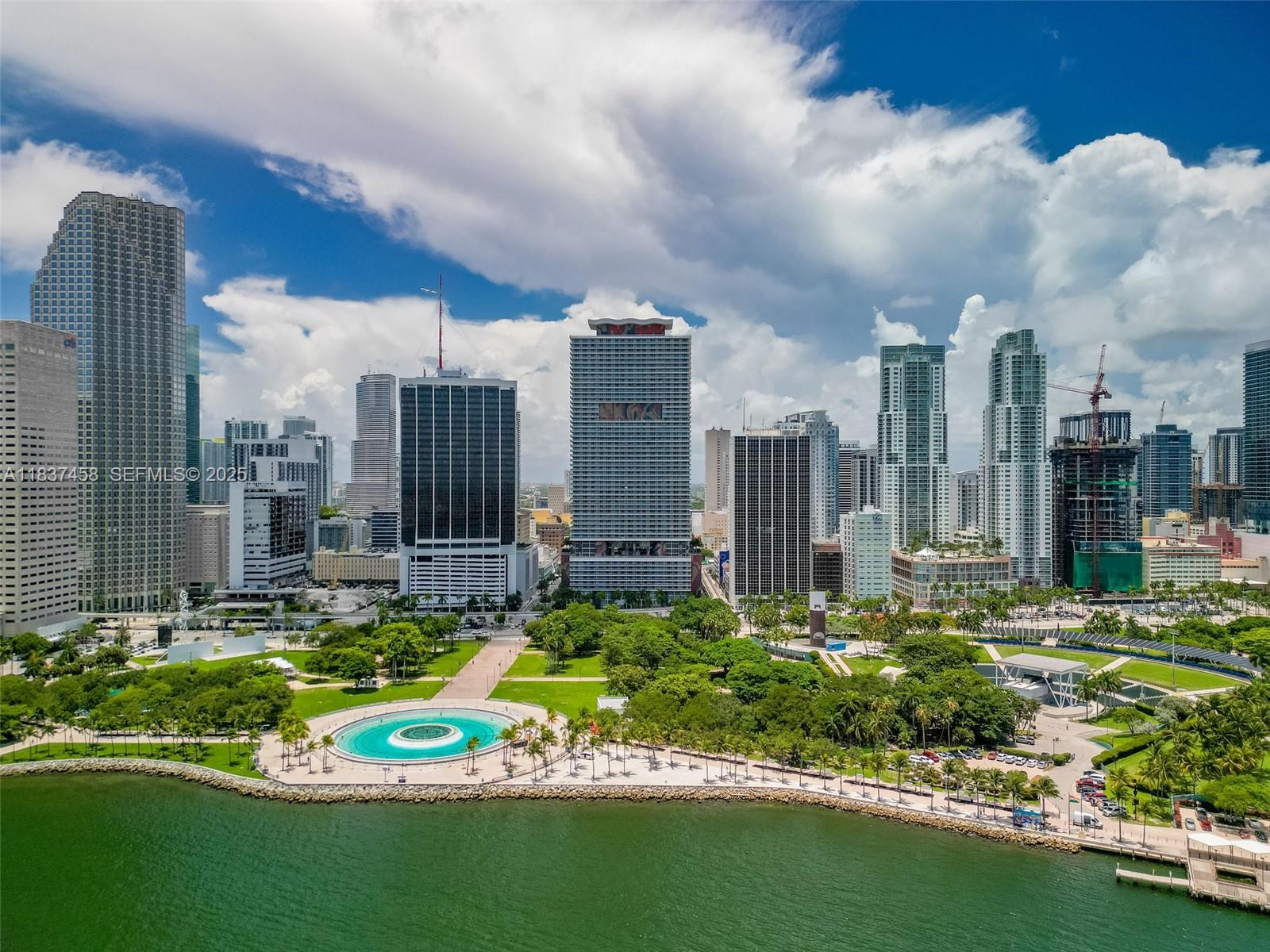 50 Biscayne Boulevard 411 Property Photo 23