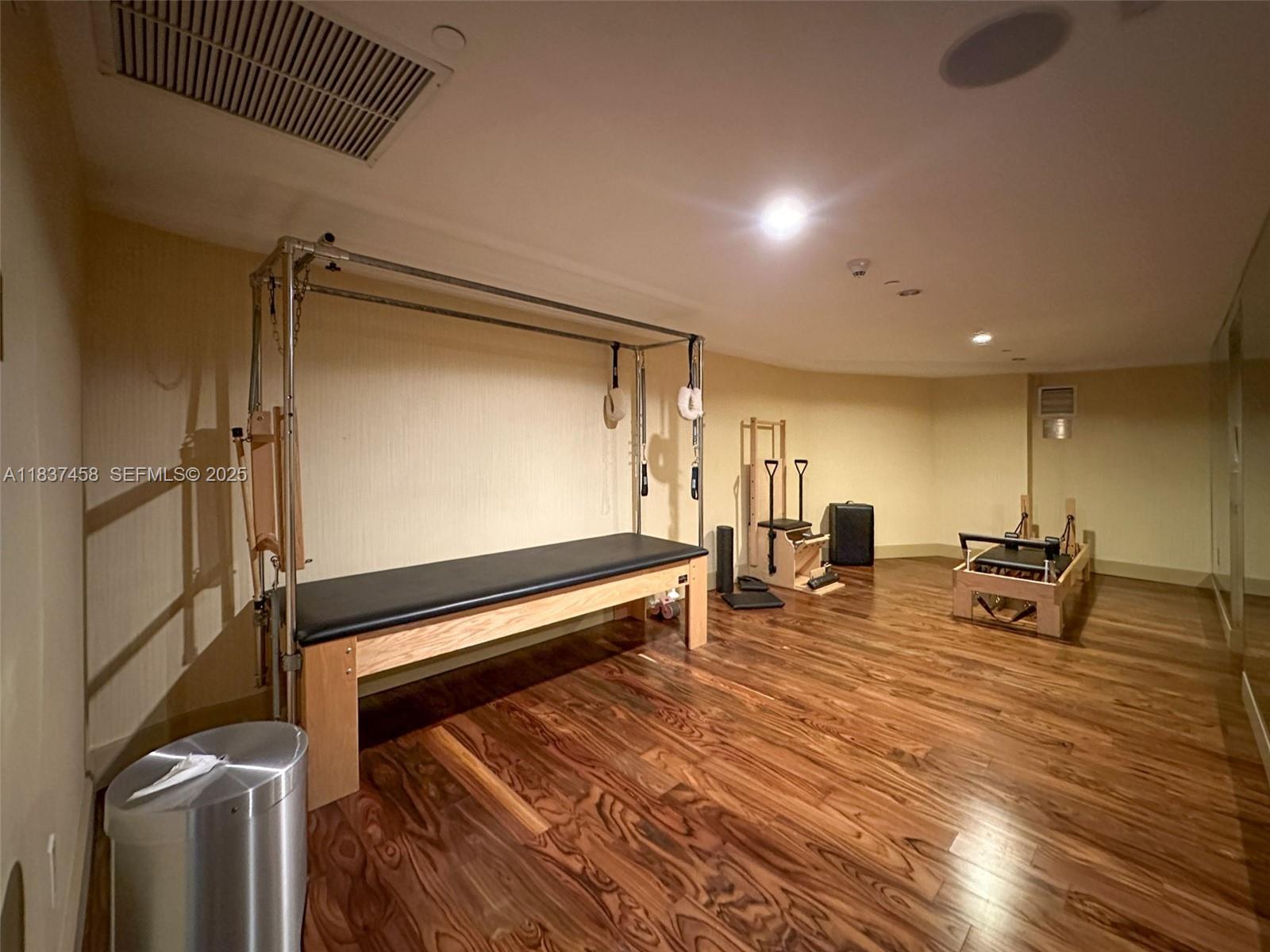 50 Biscayne Boulevard 411 Property Photo 24