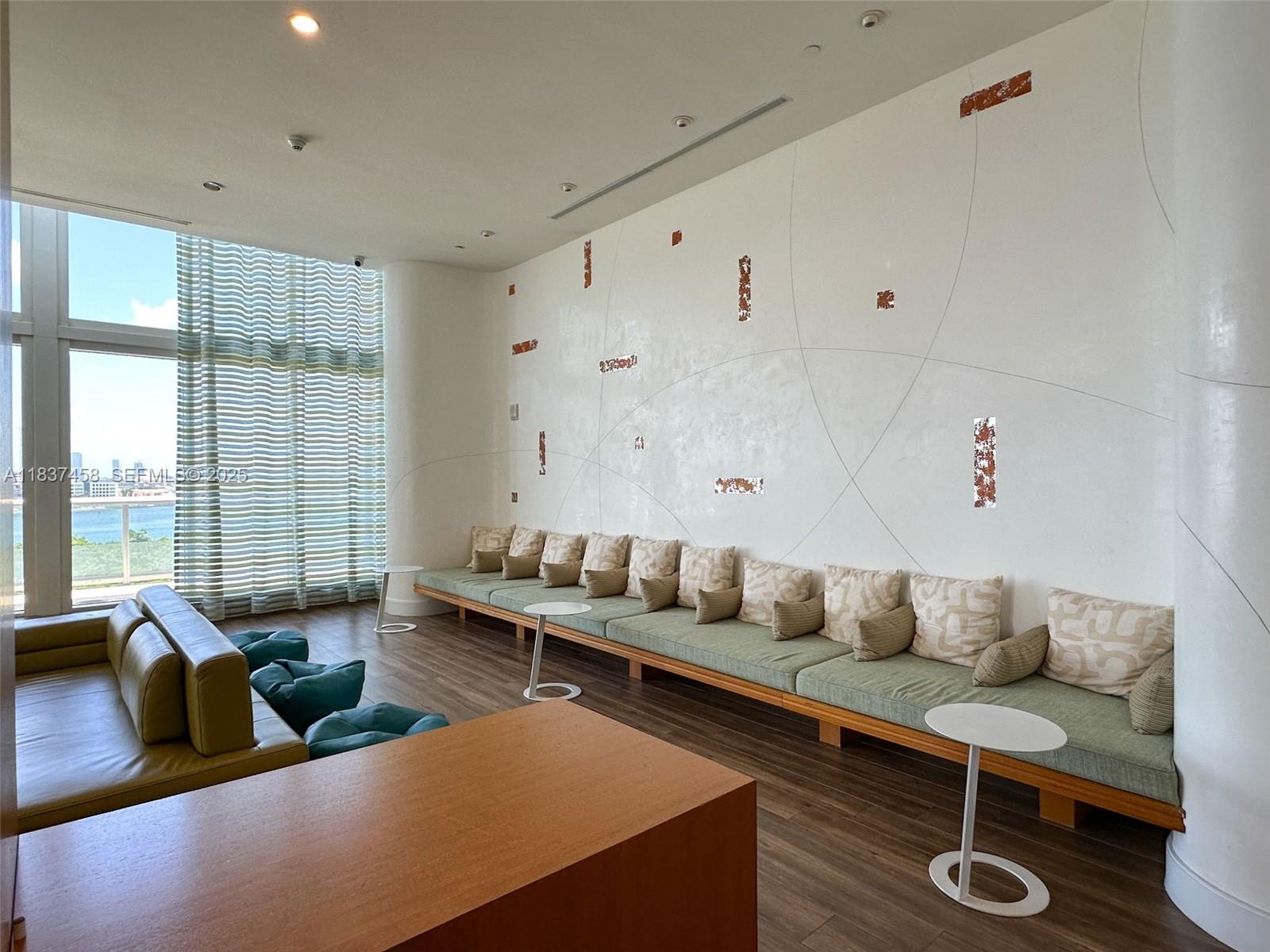 50 Biscayne Boulevard 411 Property Photo 29