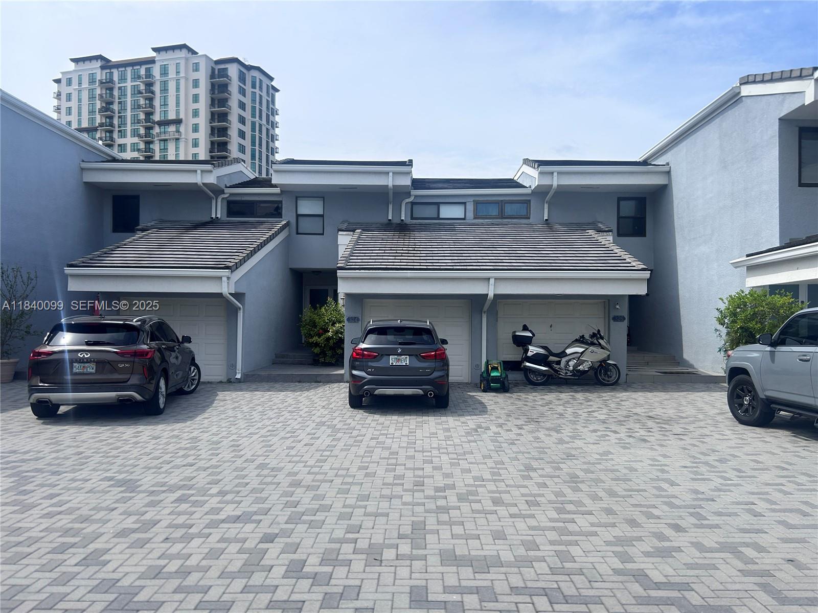 324 Poinciana Drive Property Photo 1