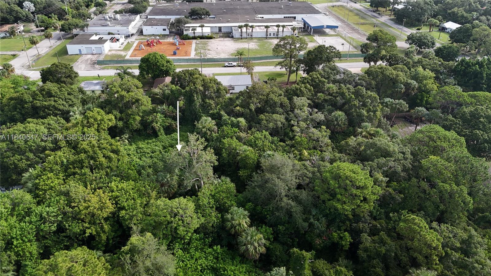 1 Tennessee Avenue Property Photo 12