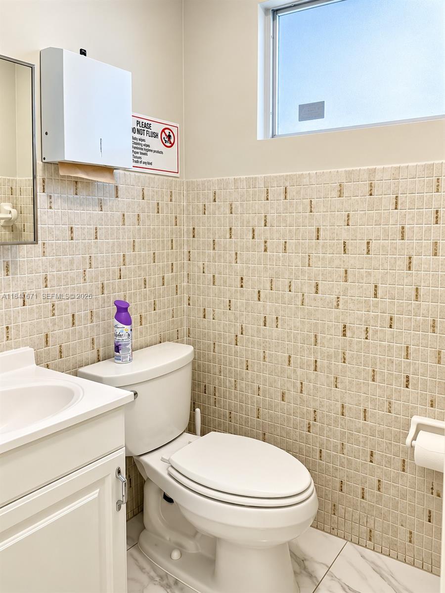 1911 Harrison Street 5 Property Photo 9