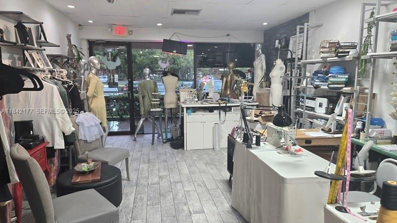 8275 W Broward Boulevard Property Photo 8
