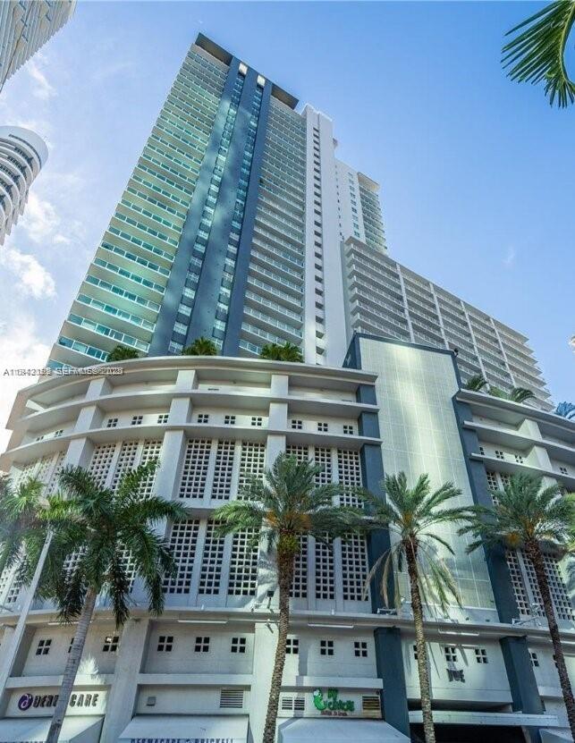 1250 S Miami Avenue 2006 Property Photo 1