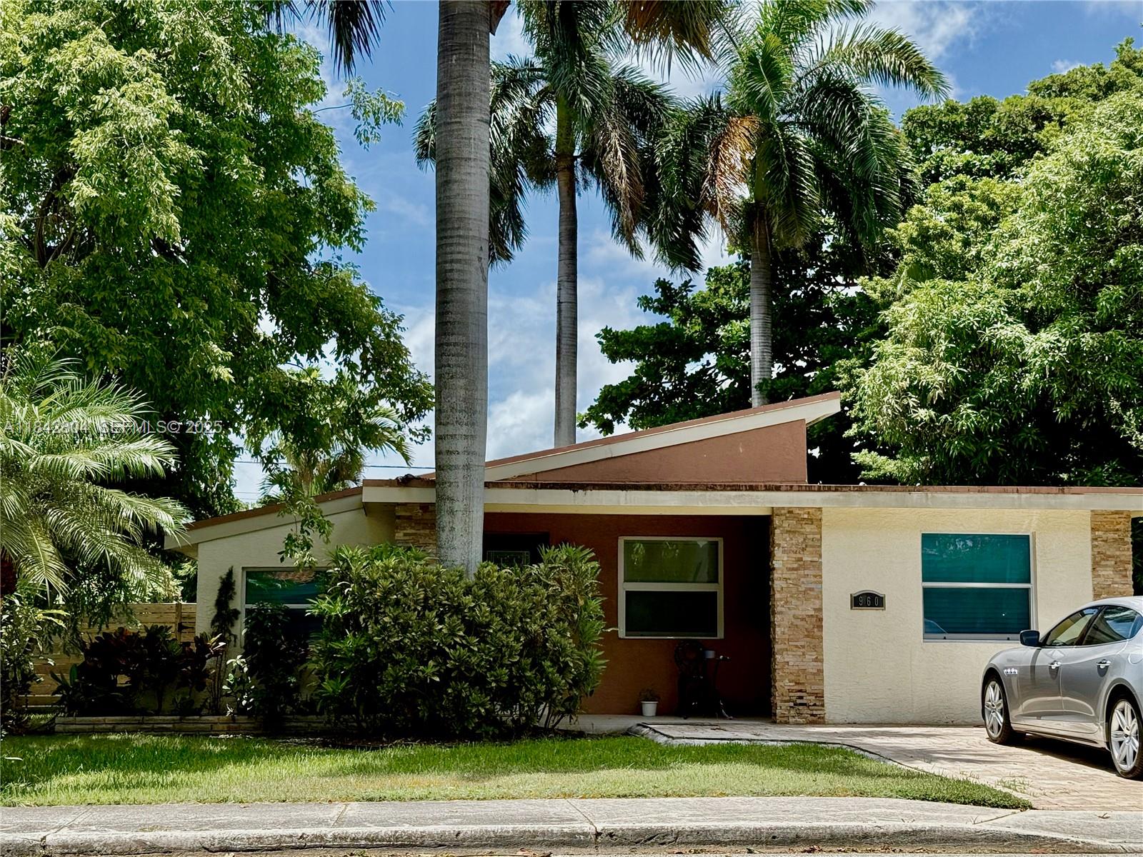 960 NE 82nd Street