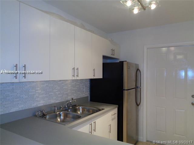 15205 Ne 6th Avenue D212 Property Photo 5