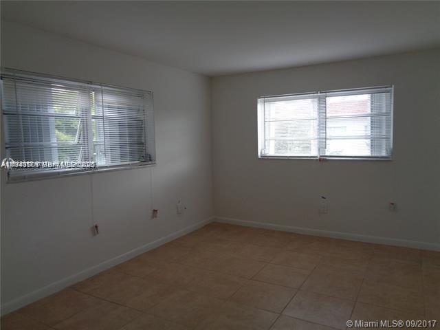 15205 Ne 6th Avenue D212 Property Photo 6