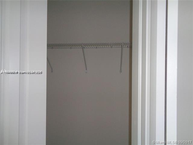15205 Ne 6th Avenue D212 Property Photo 12