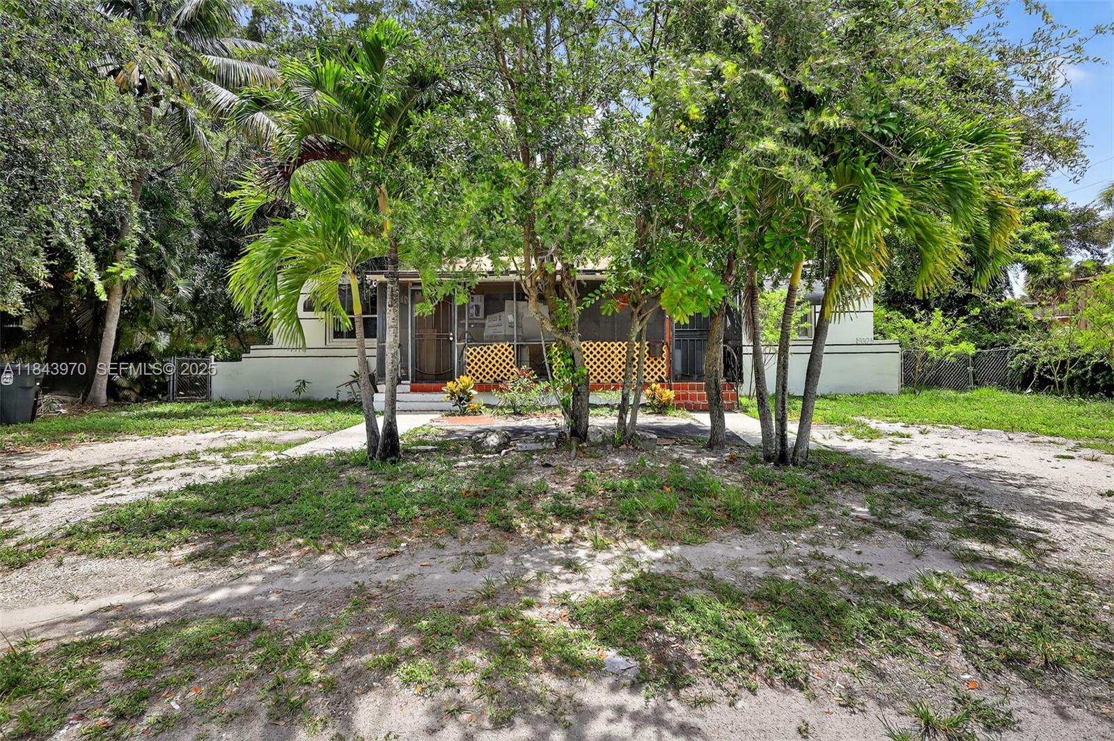 A11843970 Property Photo 4