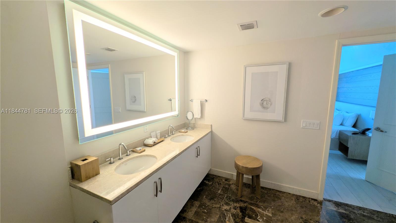 505 N Fort Lauderdale Beach Boulevard 2501 Property Photo 16