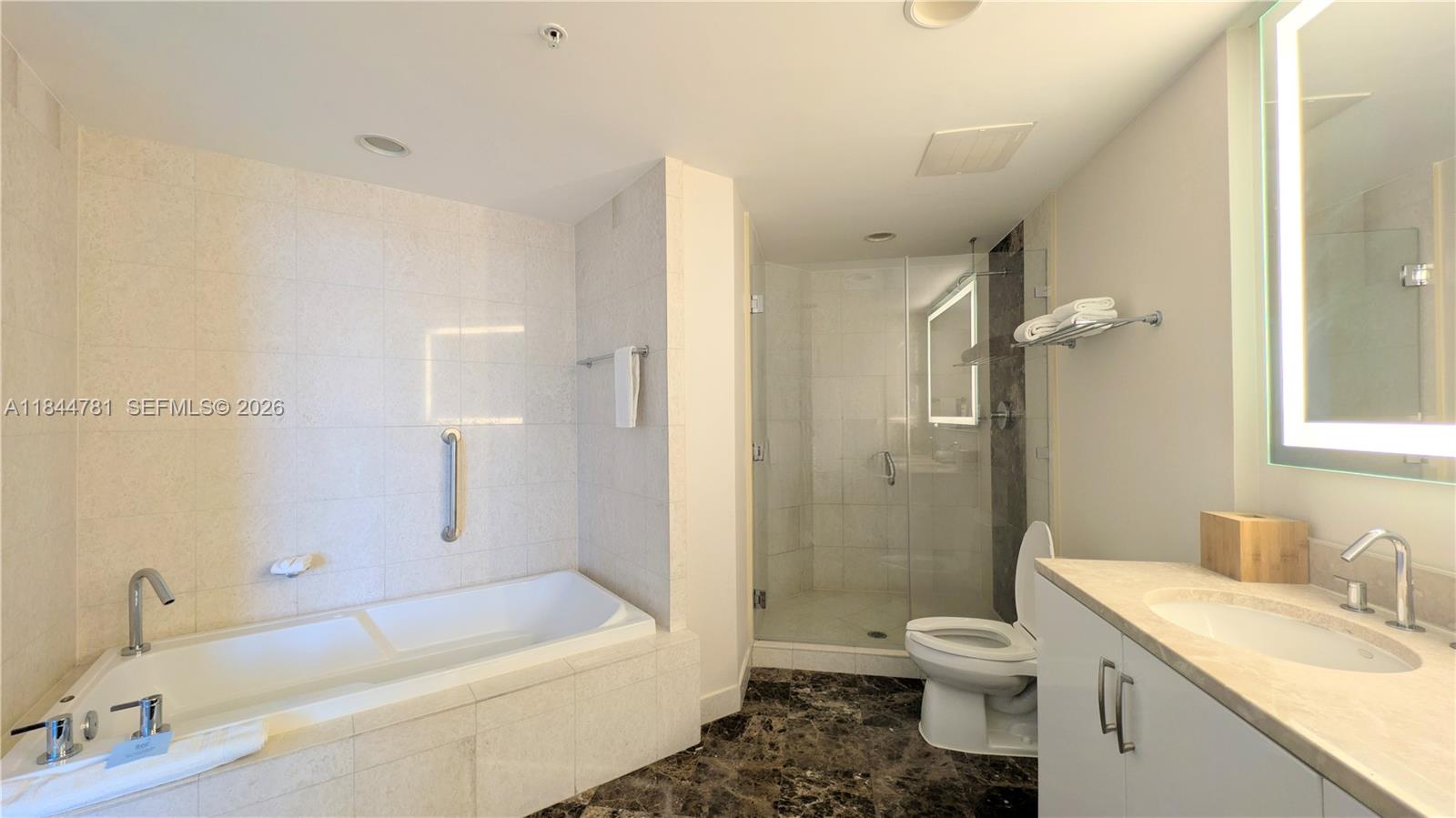 505 N Fort Lauderdale Beach Boulevard 2501 Property Photo 17