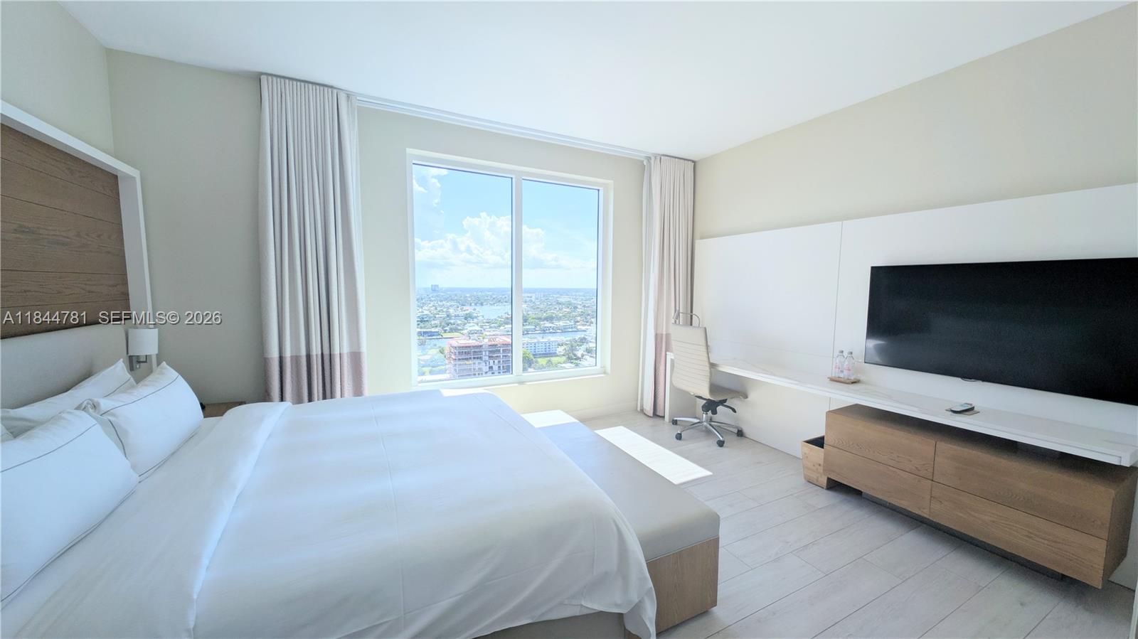 505 N Fort Lauderdale Beach Boulevard 2501 Property Photo 23