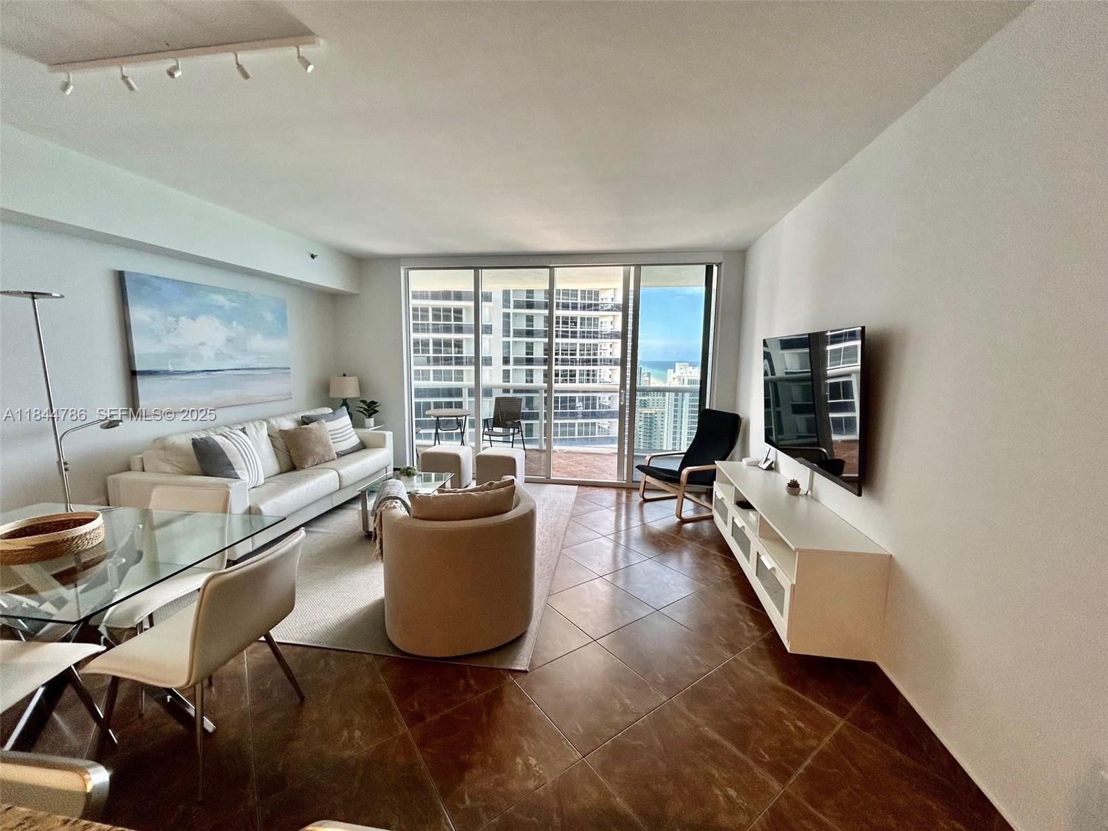 1830 S Ocean Drive 3009 Property Photo 6