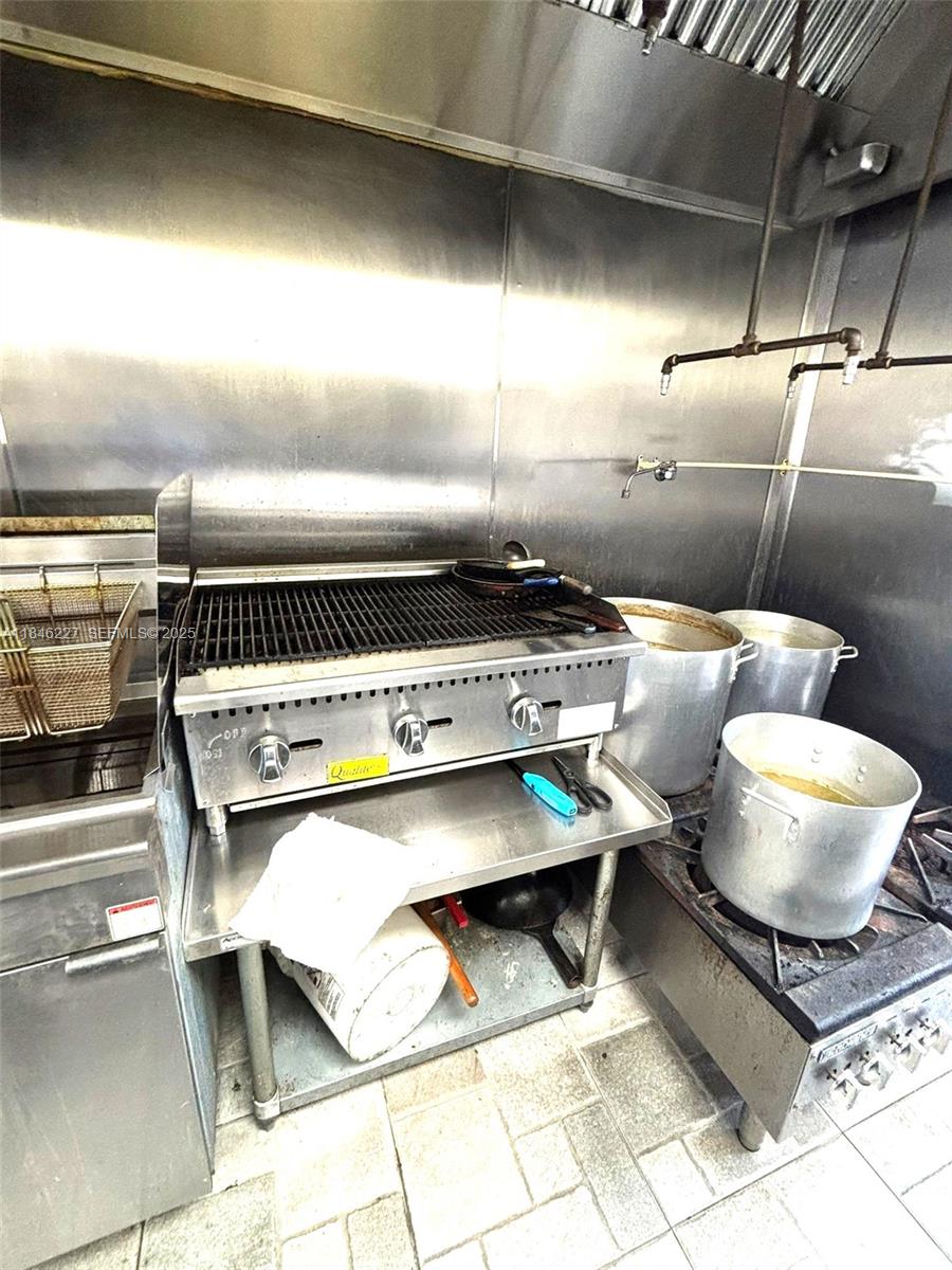 A11846227 Property Photo 19