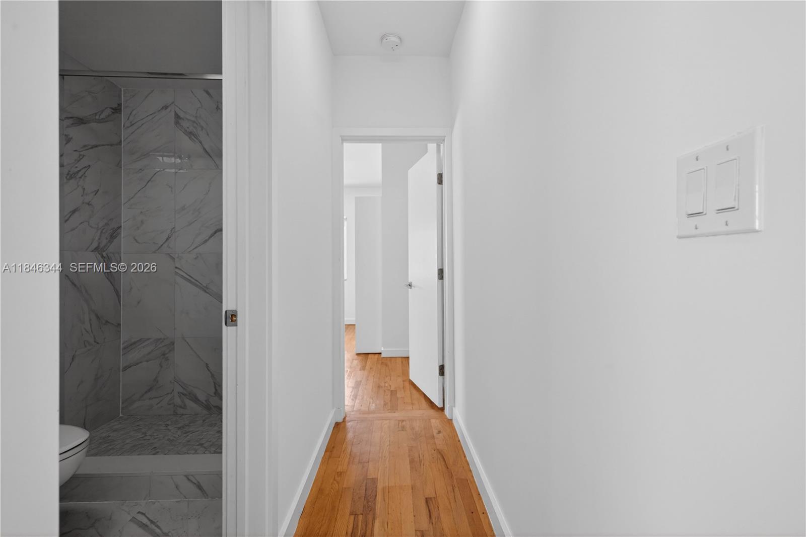 1552 Euclid Avenue 4 Property Photo 15