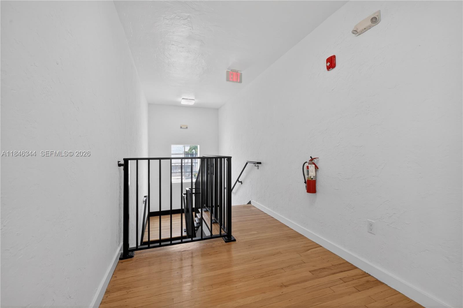 1552 Euclid Avenue 4 Property Photo 30