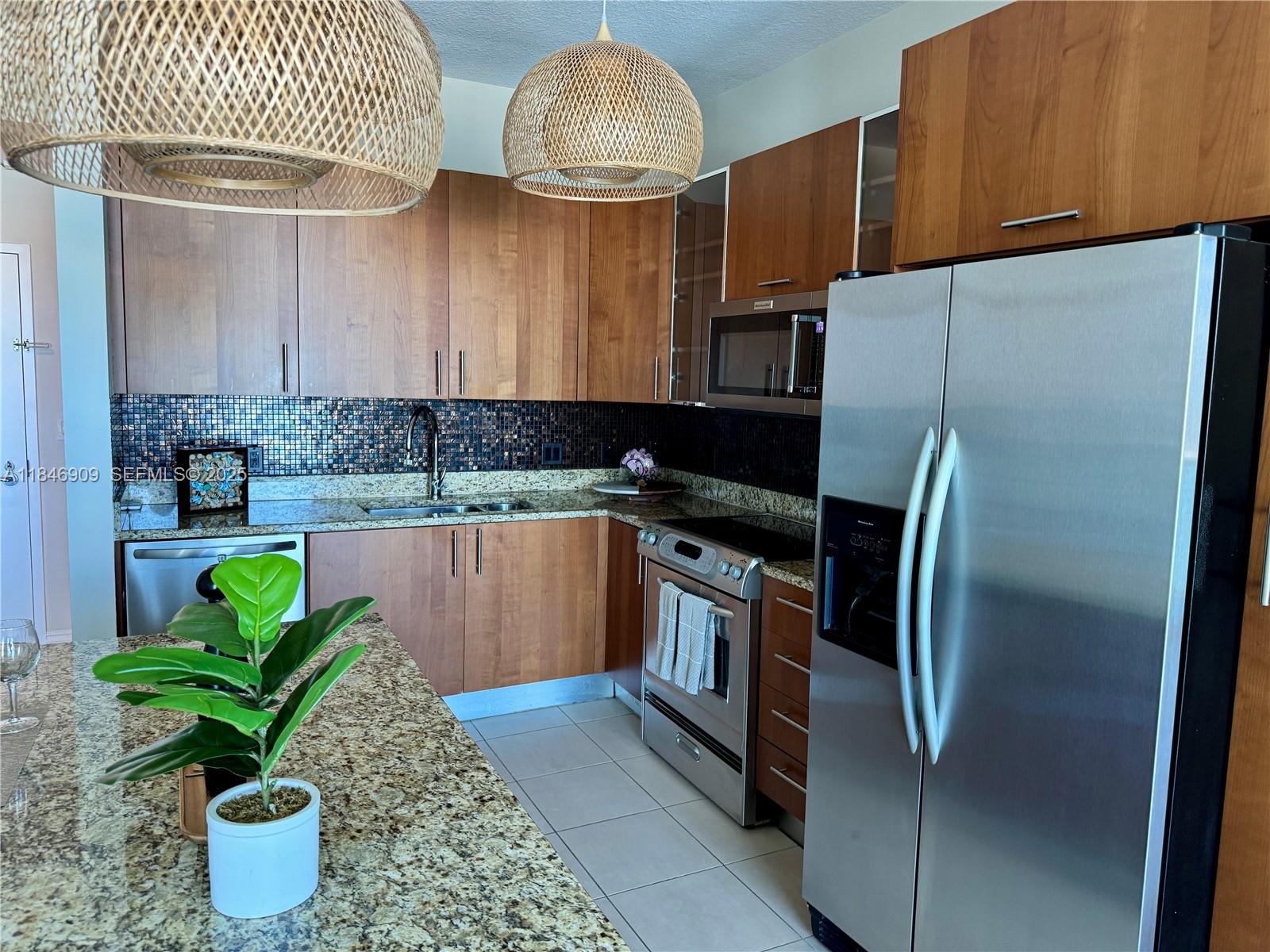 1945 S Ocean Drive 2311 Property Photo 6