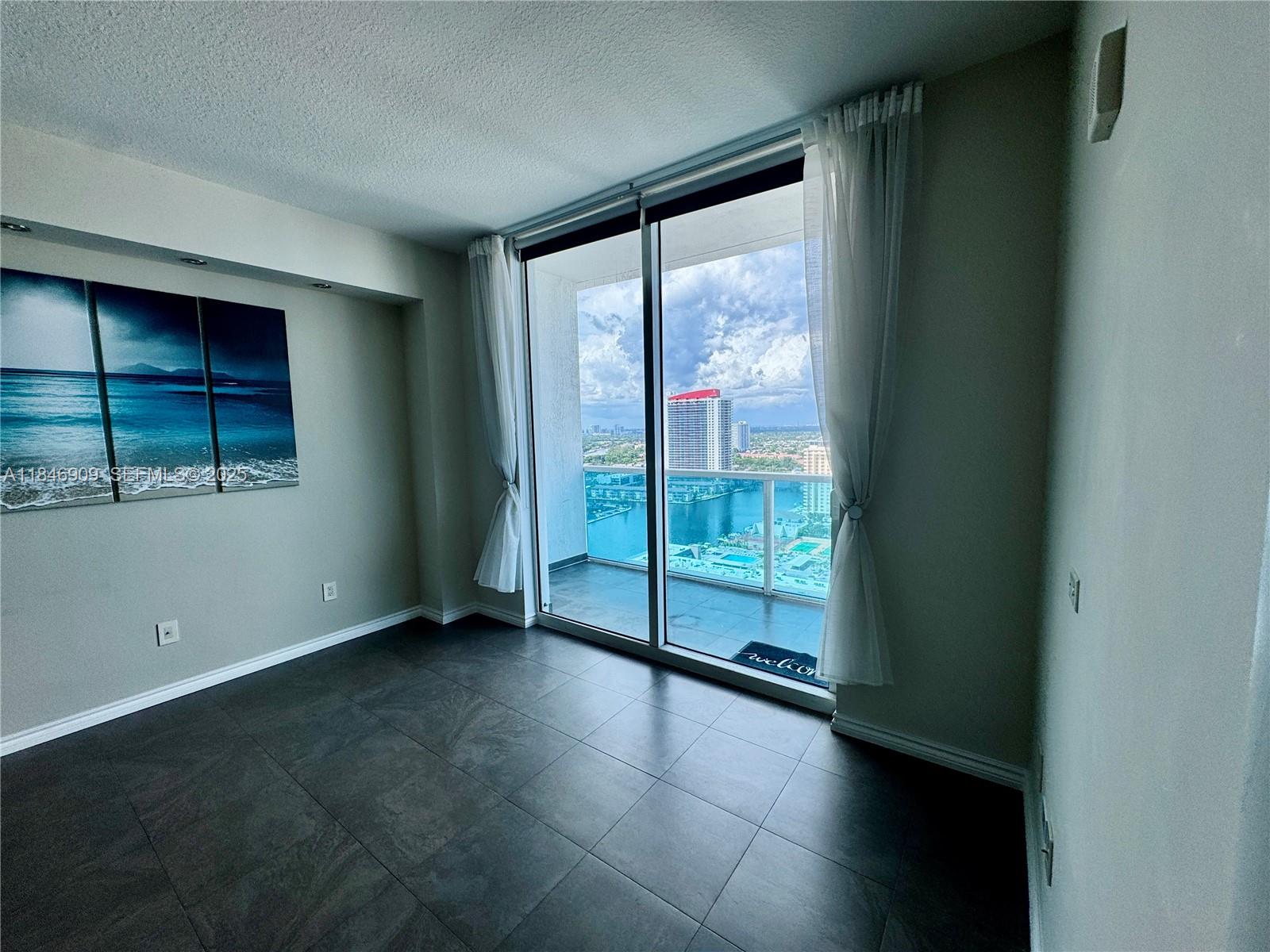 1945 S Ocean Drive 2311 Property Photo 12