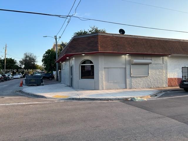 1400 Sw 6th Street Property Photo 2