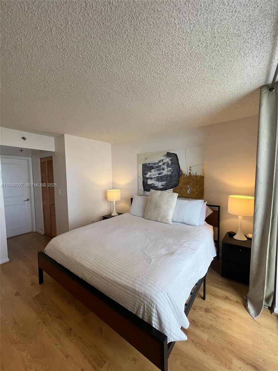 540 Brickell Key Drive 1524 Property Photo 16