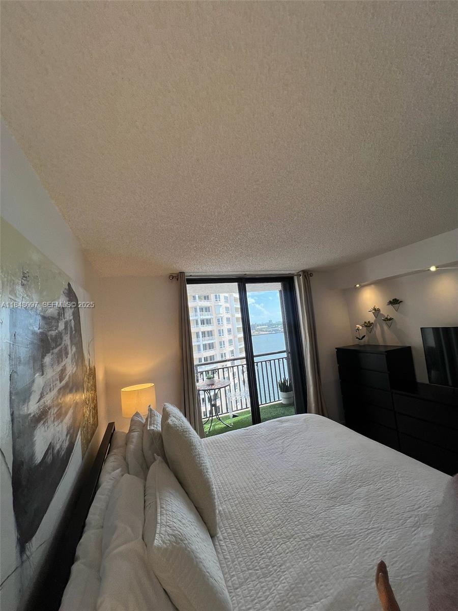 540 Brickell Key Drive 1524 Property Photo 17