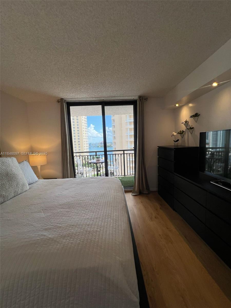 540 Brickell Key Drive 1524 Property Photo 18