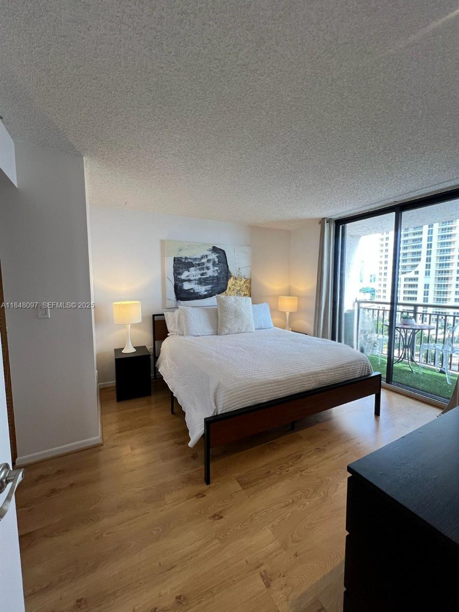 540 Brickell Key Drive 1524 Property Photo 19