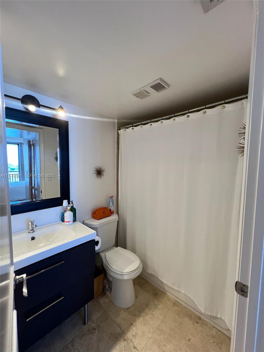 540 Brickell Key Drive 1524 Property Photo 25