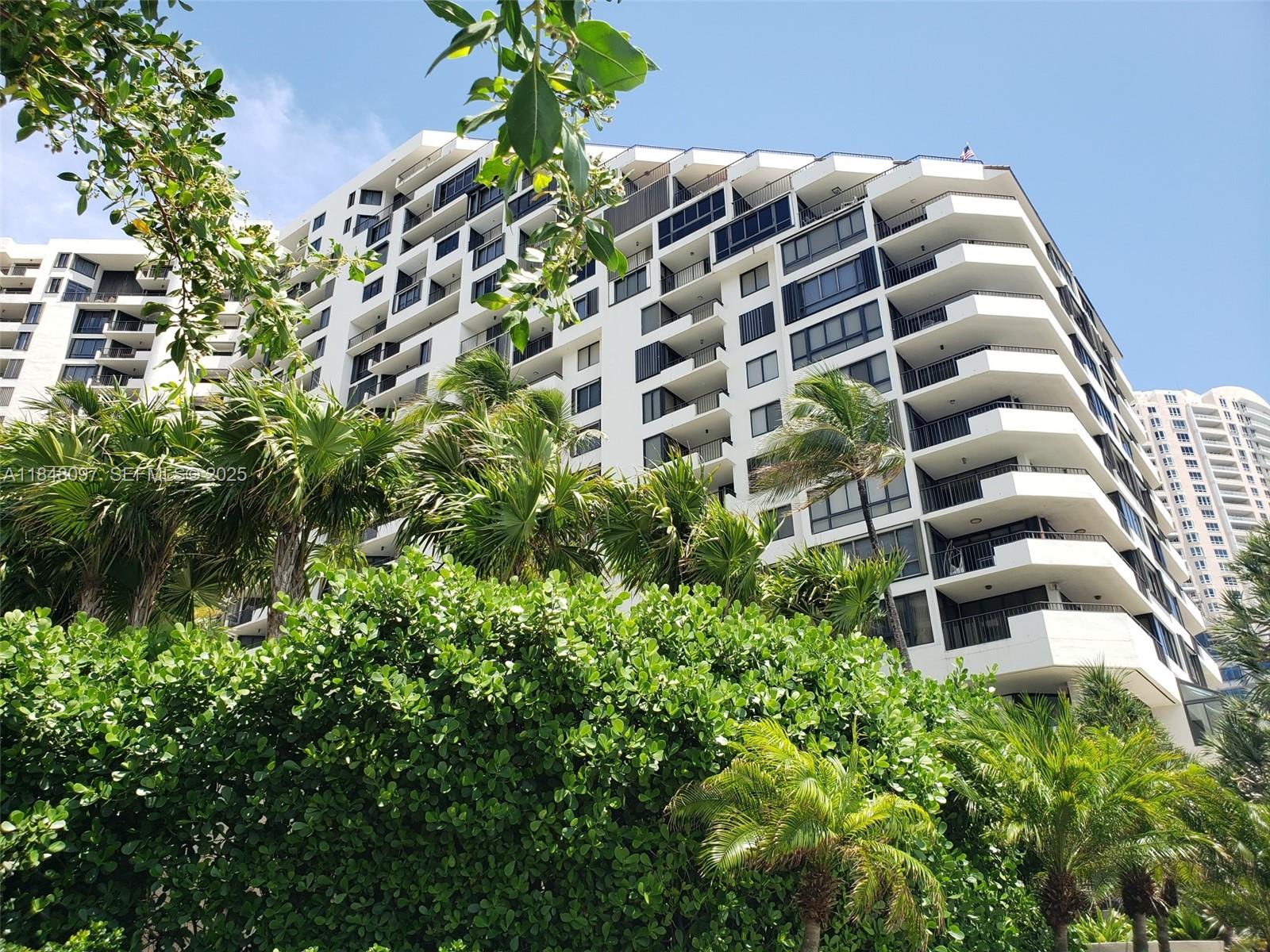 540 Brickell Key Drive 1524 Property Photo 42