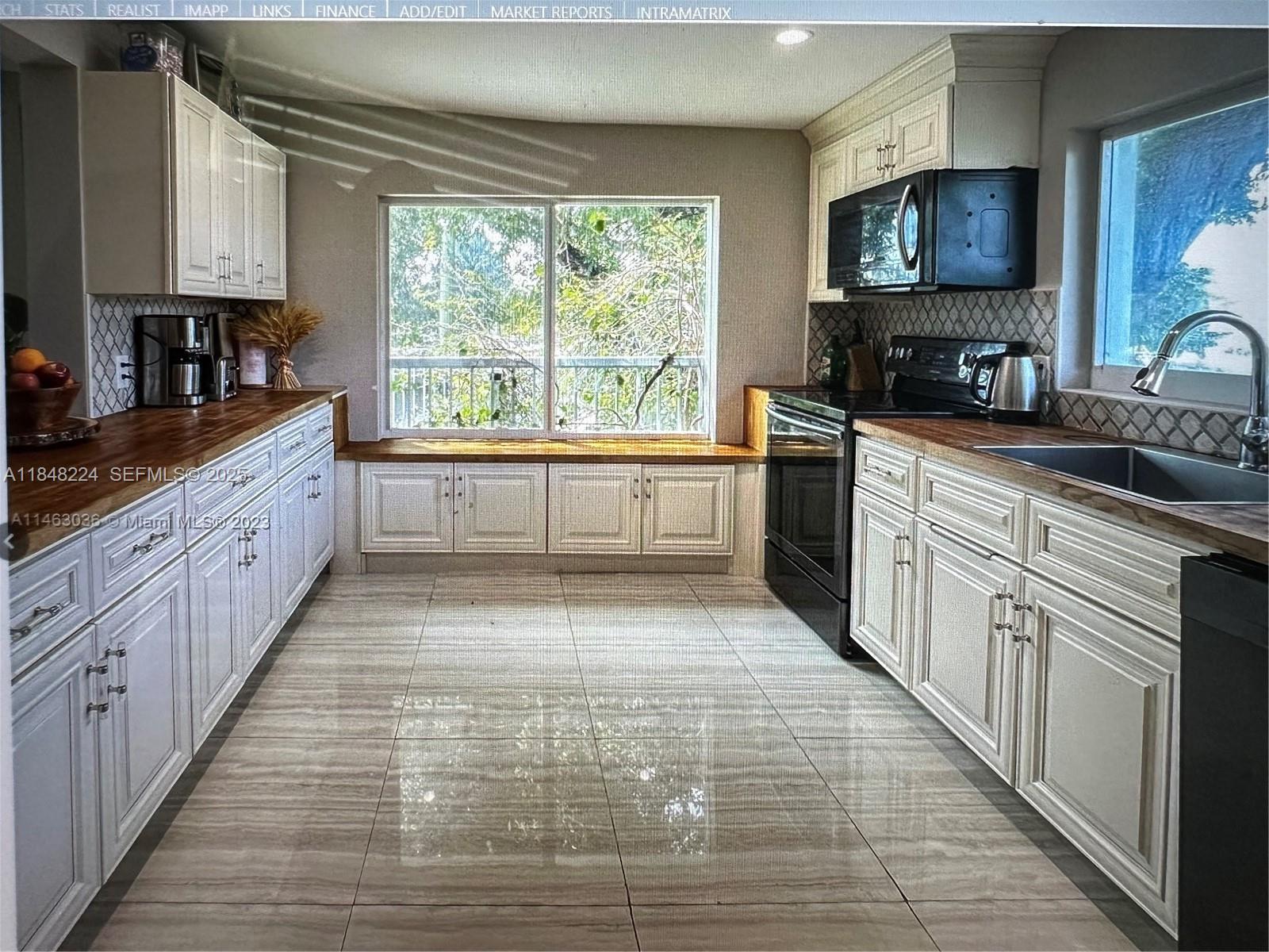 1524 Argyle Drive Property Photo 38