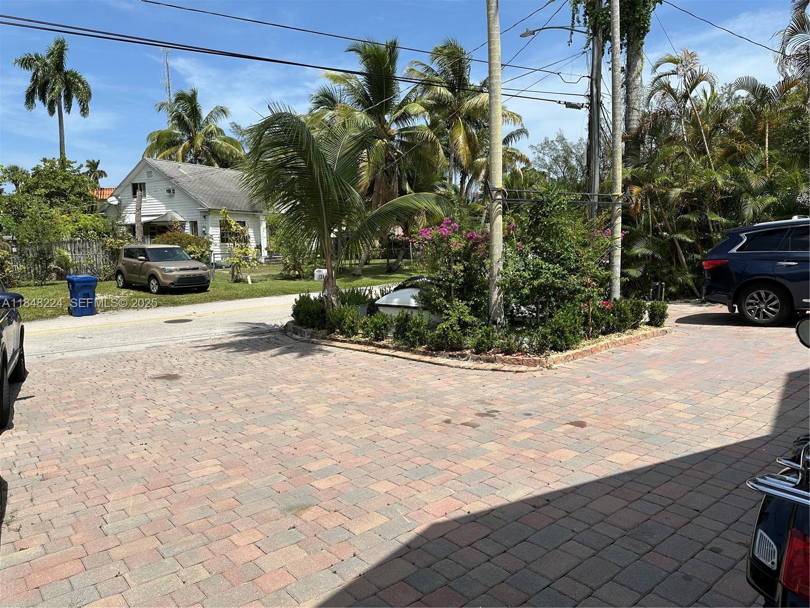 1524 Argyle Drive Property Photo 40
