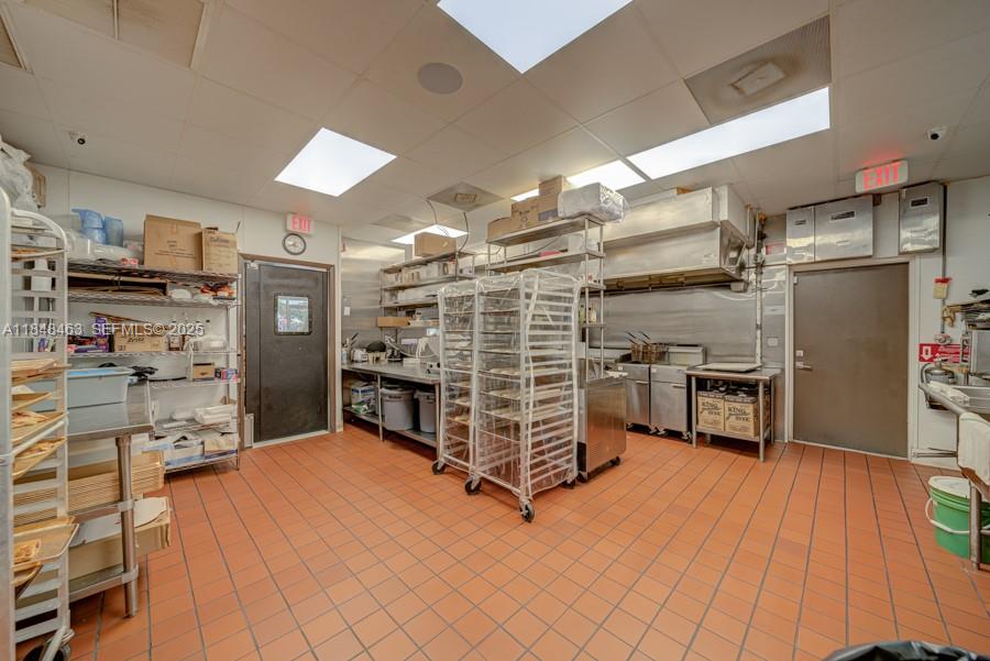 Bakery / Restaurant Bakery / Restaurant For Sale On Dixie Highwa Property Photo 10
