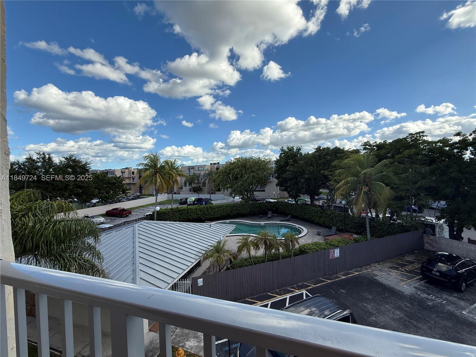 10900 Sw 104th Street 323 Property Photo 1