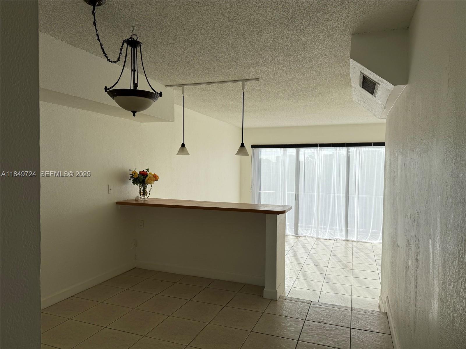 10900 Sw 104th Street 323 Property Photo 5