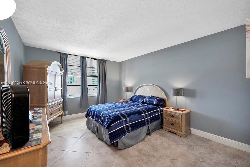 A11849831 Property Photo 10