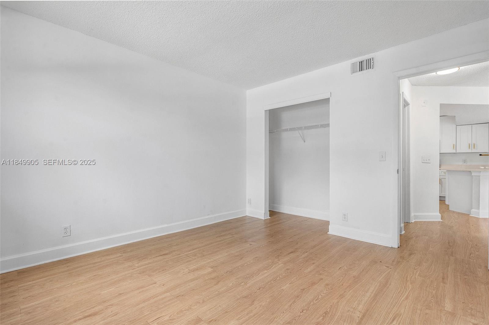 8721 Wiles Road 105 Property Photo 17