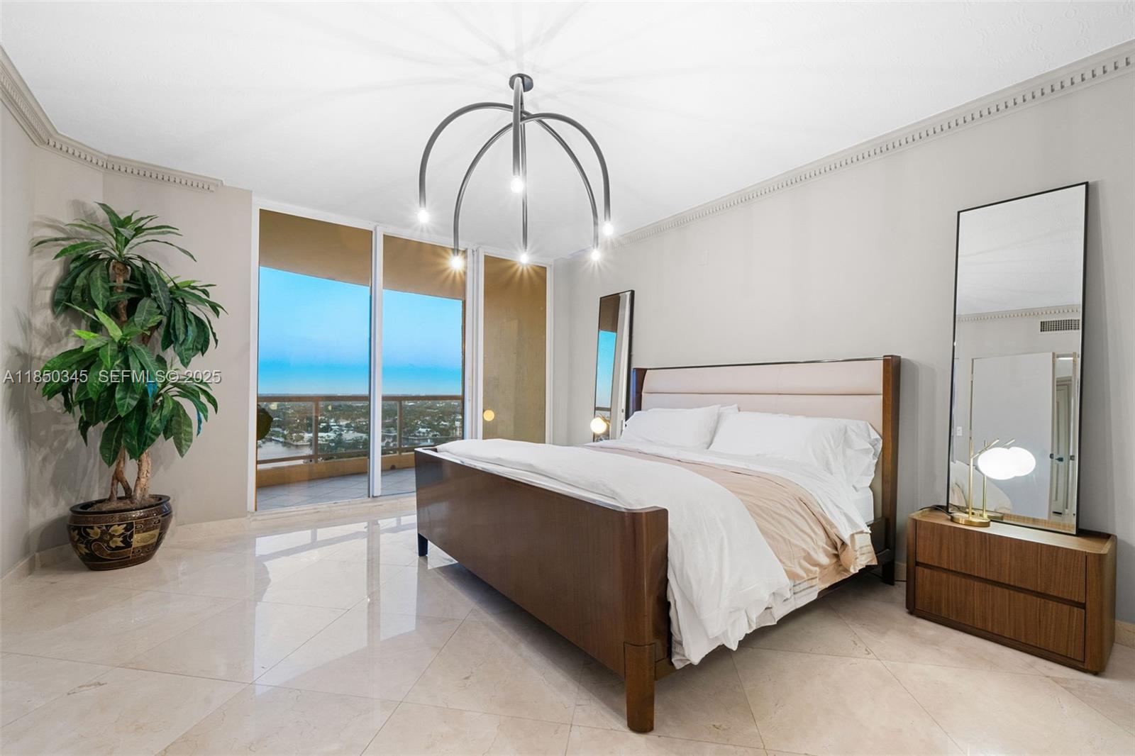 2100 N Ocean Boulevard 18d Property Photo 21