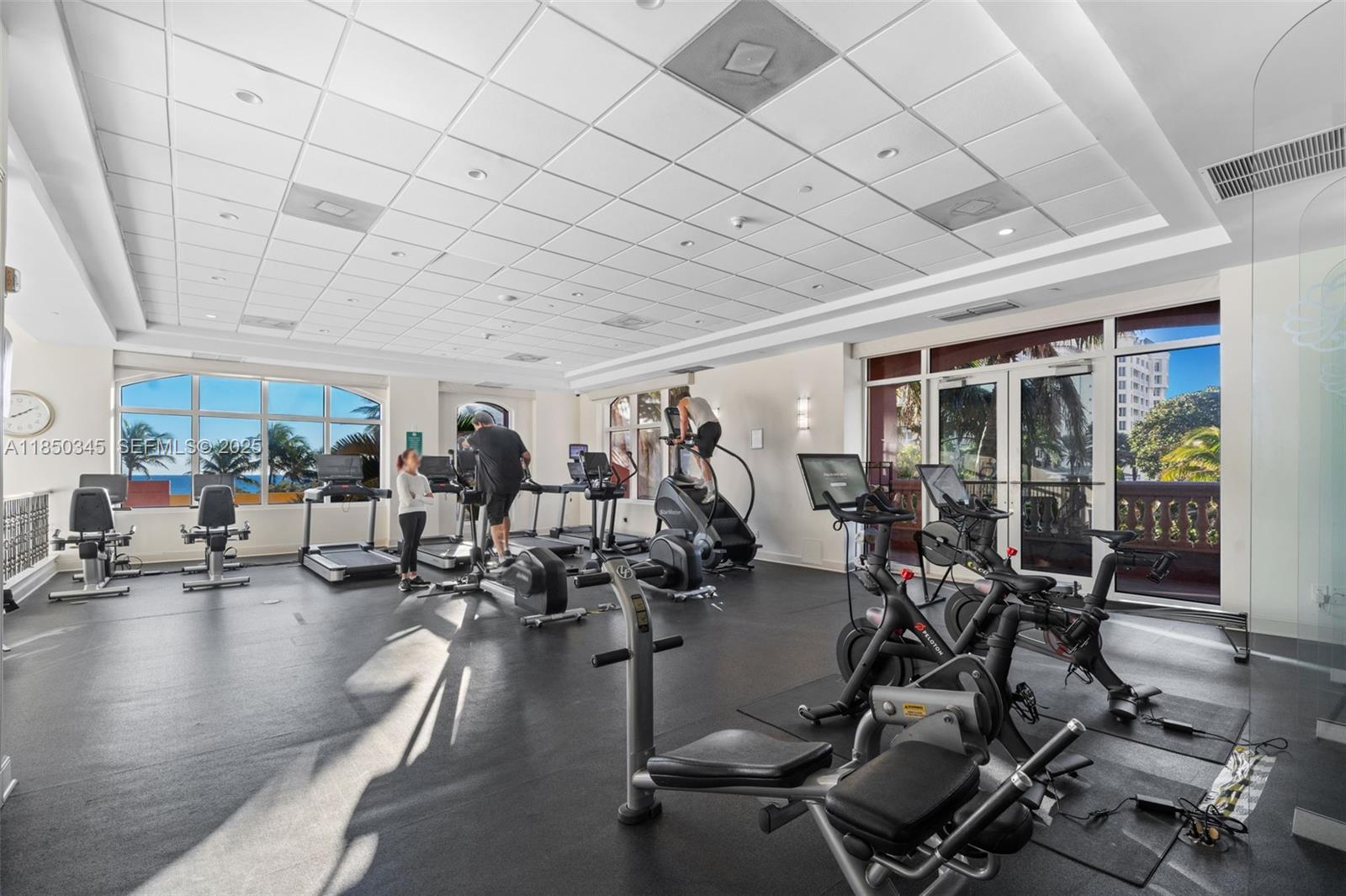 2100 N Ocean Boulevard 18d Property Photo 43